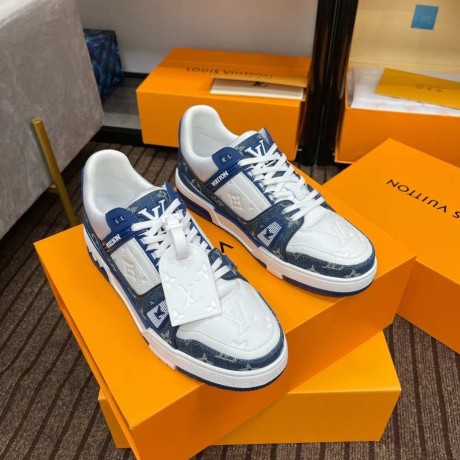 louis-vuitton-lv-trainers-blue-reps-big-1