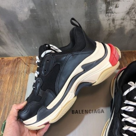 balenciaga-triple-s-trainers-replica-big-2