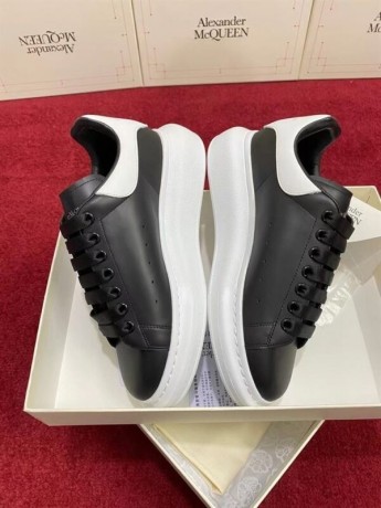 alexander-mcqueen-sneaker-big-1