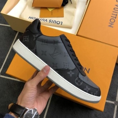 louis-vuitton-rivoli-sneaker-replica-big-3