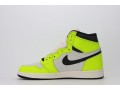 air-jordan-1-retro-high-og-visionaire-small-0