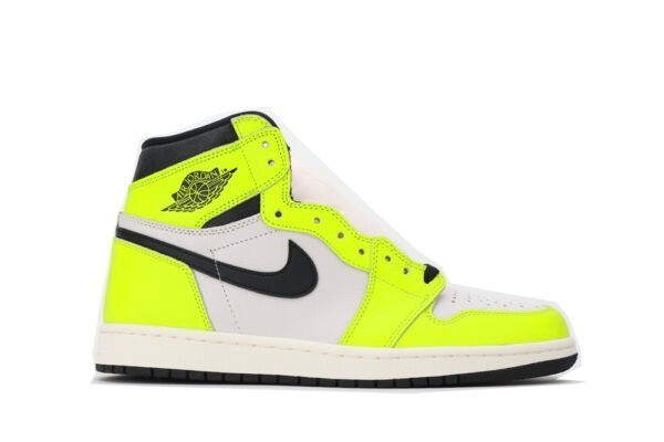 air-jordan-1-retro-high-og-visionaire-big-3