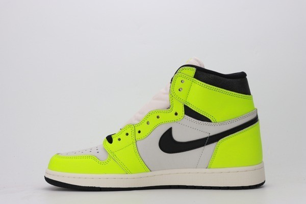 air-jordan-1-retro-high-og-visionaire-big-0