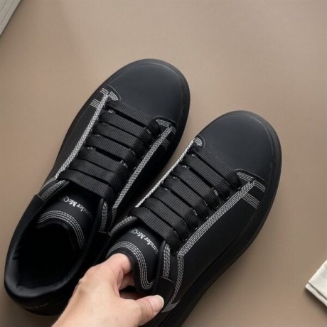 alexander-mcqueen-oversized-leather-sneakers-big-1