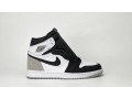 air-jordan-1-high-og-grey-fog-small-4