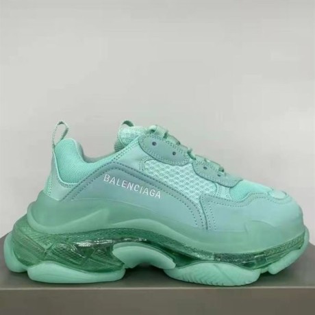 balenciaga-triple-s-clear-sole-big-3