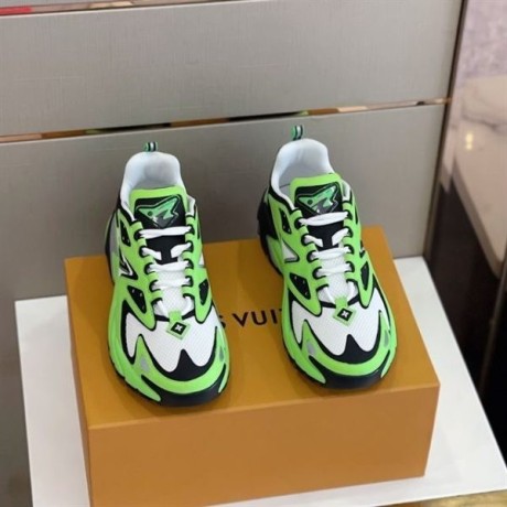 lv-runner-tatic-sneaker-replica-big-0