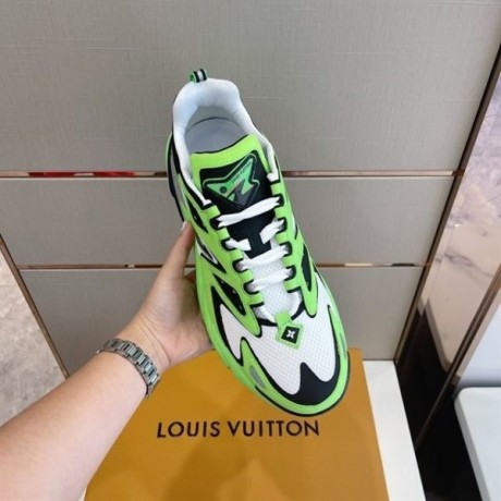 lv-runner-tatic-sneaker-replica-big-1