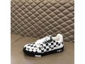 louis-vuitton-trainer-sneaker-black-white-damier-small-2