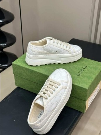 womens-gucci-tennis-1977-trainer-white-reps-big-2