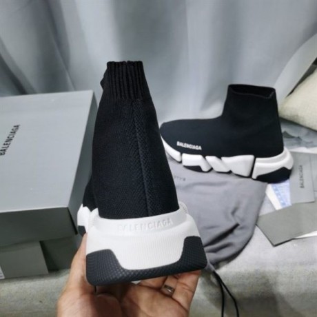 balenciaga-speed-20-recycled-knit-trainers-replica-big-1