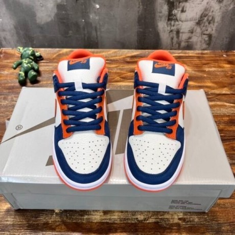 nike-sb-dunk-low-broncos-big-2