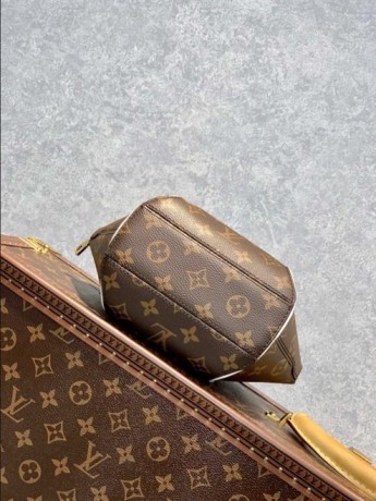 louis-vuitton-ellipse-bb-handbag-reps-big-0