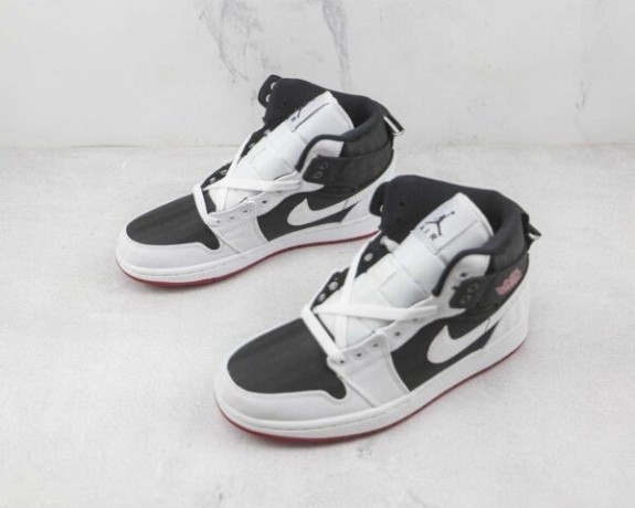 air-jordan-1-mid-ut-black-white-big-1