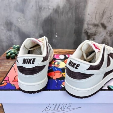 nike-sb-dunk-low-sneaker-big-0