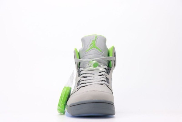 jordan-5-retro-green-bean-2022-big-2