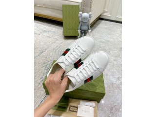 GUCCI ACE LEATHER SNEAKER  GCC089